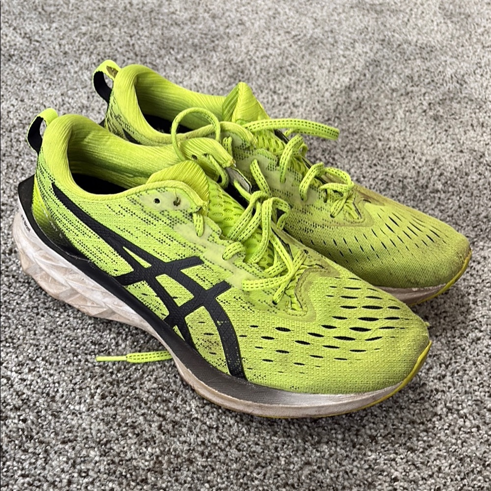 ASICS Neon Yellow Athletic Sneakers - Men’s Size 8.5